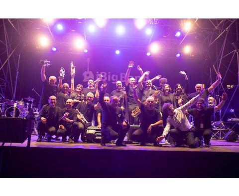 iBigBand - We Are The Champions