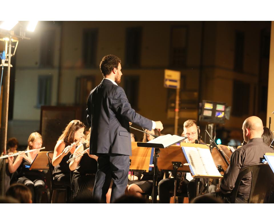 Piazza Medaglie d'Oro- Music film orchestra